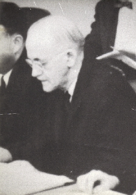 Tozer at the Board of Managers